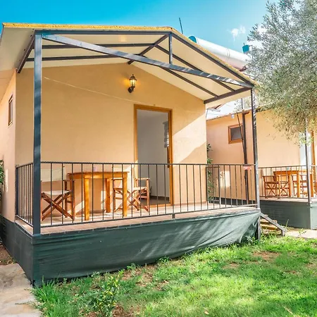 Olive Tree Μαρμαρίς